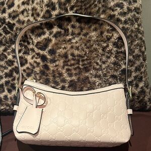 Gucci Pale Pink GG Embossed Shoulder Bag with Gold Hardware
